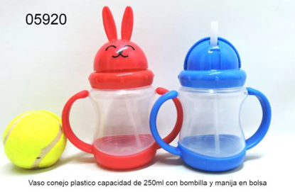 Imagen de VASO PLASTICO CONEJO 250ML CON BOMBILLA Y MANIJA 10.24